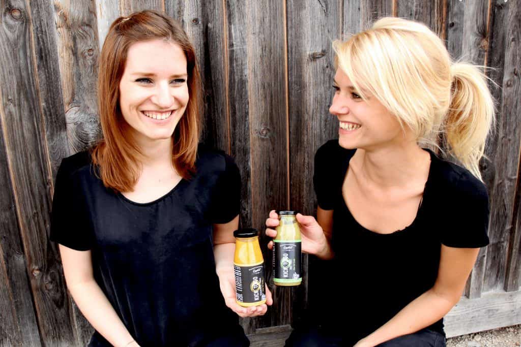Laura und Christina Englert von Kick To Go