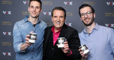 Paudar Gründer und Ralf Dümmel